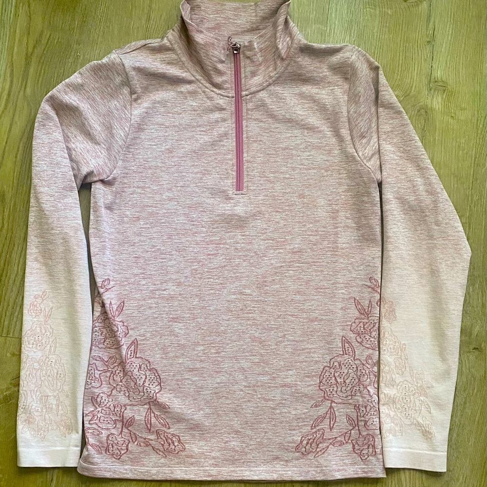 Seamless long sleeve top